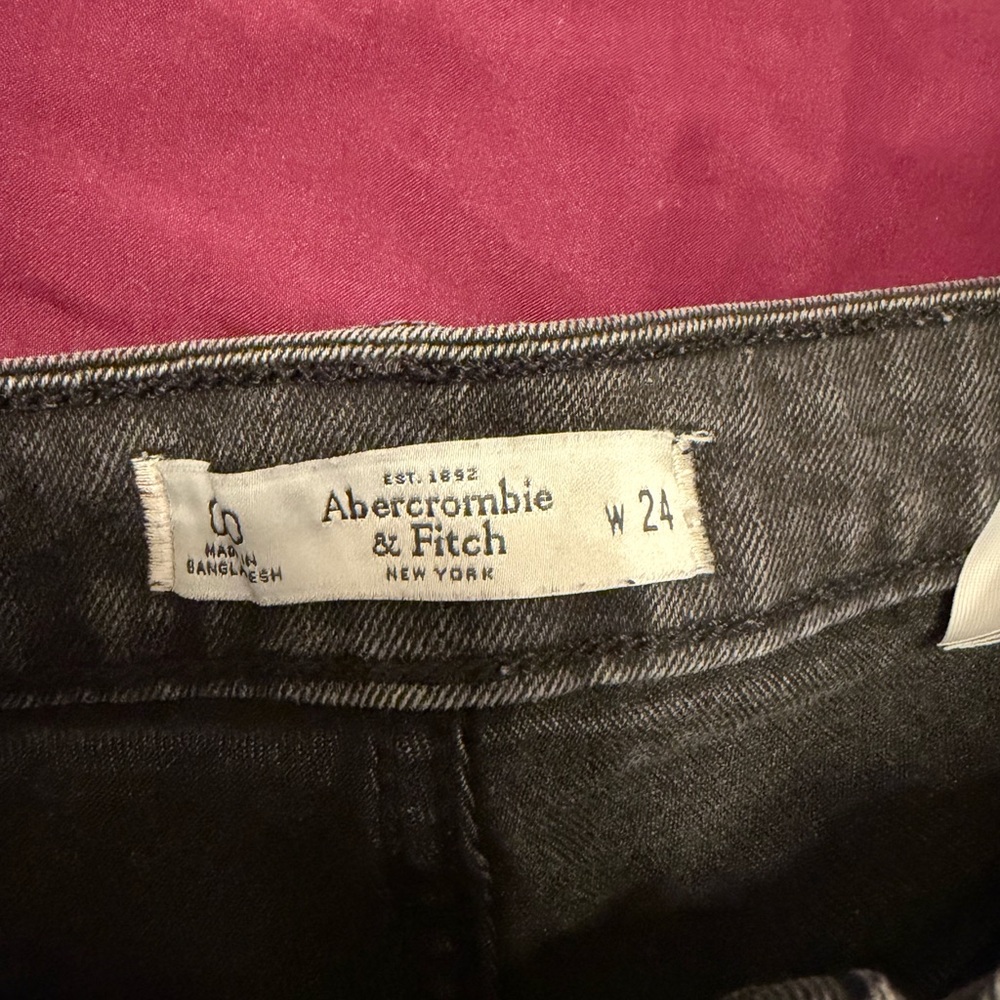 Abercrombie & Fitch Charcoal Jean Shorts - Picture 3 of 3